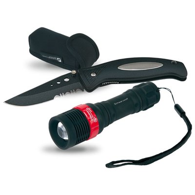 Набор NEST SCHWARZWOLF фонарик: 11 × 3 см, нож (в закрытом виде): 11,4 × 3,6 × 1,2 см. черный
