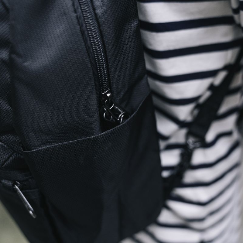 Рюкзак Daysafe backpack, 6 ступенів захисту 38 х 27 х 12 см чорний